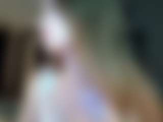 Live cam show with Elizabeth - Green Eyes on boobsie.com
