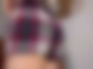 Live cam show with Elizabeth - Big Ass on StripNow
