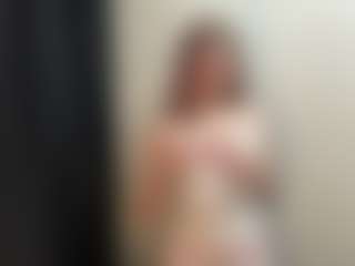 Live cam show with Elizabeth - Blonde Hair on Porn Luv