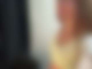 Live cam show with Elizabeth - Arab Striptease on Fling VIP Chat