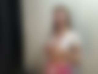 Live cam show with Elizabeth - Lush Blonde Hair on Milfs Live