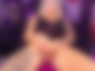 Live cam show with TamaraGyal - Tattoos on Camsoda