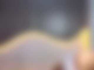 Live cam show with BODYPERFECT - Facesitting on Stripli.com