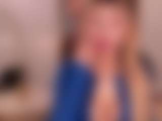 Live cam show with LEXIE WAYNE - Saliva on SinfulBabes