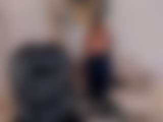 Live cam show with LEXIE WAYNE - Petite on Hubzter Live