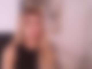 Live cam show with LEXIE WAYNE - Toys on Uber Horny