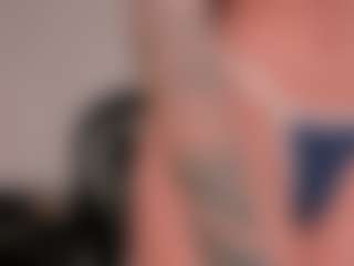 Live cam show with LEXIE WAYNE - Blonde Hair on Gym Cam Girls