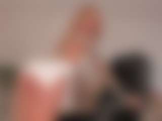 Live cam show with LEXIE WAYNE - Blonde Hair Petite on slutload