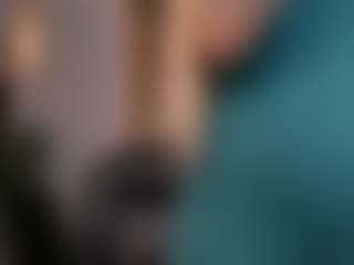 Live cam show with LEXIE WAYNE - Blonde Hair Petite on StripNow