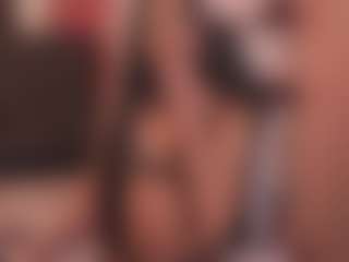 Live cam show with andreamagic - Black Hair on Hubzter Live