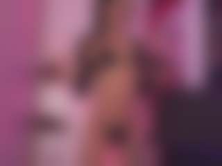 Live cam show with andreamagic - Drinking on fapnchat