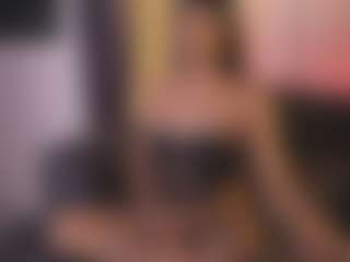 Live cam show with andreamagic - Big Cock on Dolls Live