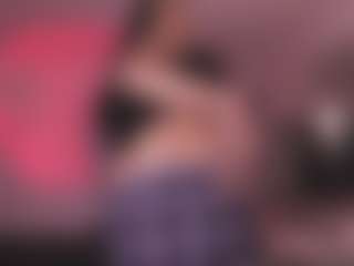 Live cam show with andreamagic - Smoking on xxxlivecams.org