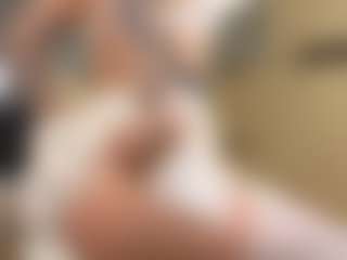 Live cam show with CathrynChladek - Moaning on Camsoda