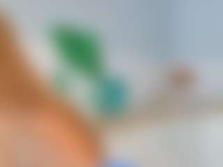 Live cam show with CathrynChladek - Green Eyes on Milf Play