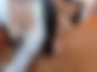 Live cam show with EleanorPark - Milk on WildCum