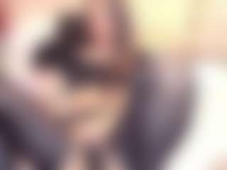 Live cam show with EleanorPark - Thin on milfzrlive.com