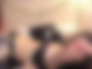 Live cam show with EleanorPark - Thin on Fit Hotties