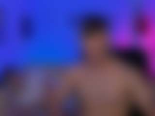 Live cam show with emmanuel-shine - Green Eyes on Soda Cam