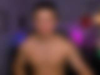 Live cam show with emmanuel-shine - Green Eyes on AdultVida.com