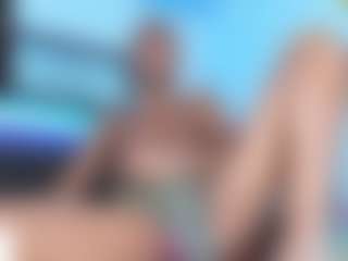 Live cam show with hotboyluxeet - Average on PervPlay.com