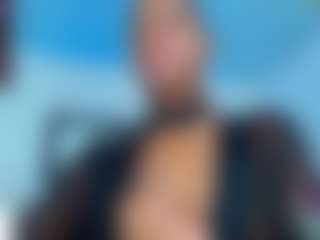 Live cam show with hotboyluxeet - Black Hair on Gym Cam Girls