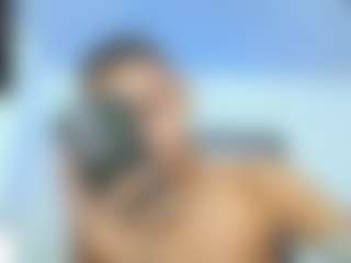 Live cam show with hotboyluxeet - Colombia on CamClone