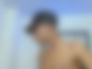 Live cam show with hotboyluxeet - Facial on Camsoda