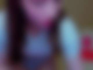 Live cam show with MichelleSexyDoll - Facial on Camsoda