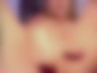 Live cam show with nix-rave1 - Average on Mixed Magazine Live