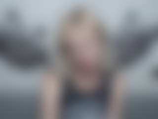 Live cam show with PattySanny - Upskirt on CamSextacy