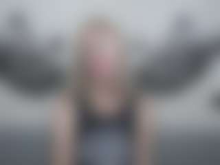Live cam show with PattySanny - Upskirt on Sweet Sext
