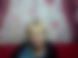 Spettacolo in cam dal vivo con PattySanny - Camel Toe su Camsoda