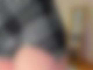 TrishaDarks's Live Sex Cam Show