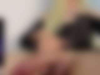 Aiunii's Live Sex Cam Show