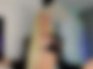 Live cam show with Aiunii - Smoking on Strip Flash - Live Sex Shows
