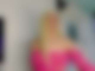 Live cam show with Aiunii - Green Eyes on Camsoda