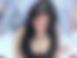 Live cam show with Aurelia Walker - Facial Piercings on Latina Girls