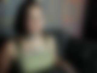 Aurelia Walker MILF webcam performer live streaming