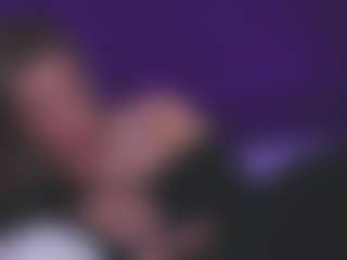 EllinaNuria's Live Sex Cam Show