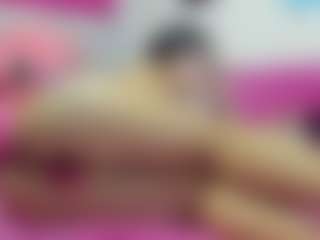 Live cam show with emy-dirty - New Blowjob on Uber Horny