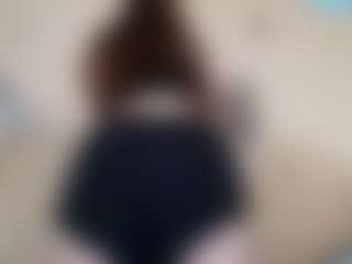Live cam show with KassieWheatcroft - Brown Hair on slutload