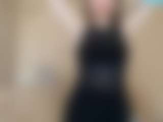 Live cam show with KassieWheatcroft - Smoking on Latina Girls