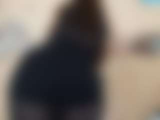 Live cam show with KassieWheatcroft - New Shaved Pussy on x69.live