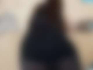 Live cam show with KassieWheatcroft - Brown Hair on MyBangCams