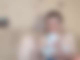 Live cam show with KassieWheatcroft - Public on Camsoda Late Night