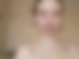 Live cam show with KassieWheatcroft - Cute on madthumbs