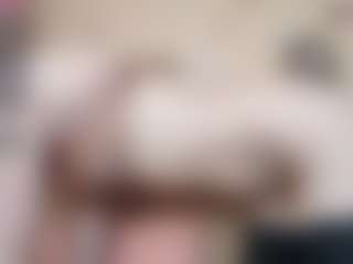 Live cam show with KassieWheatcroft - Facial Piercings on Camsoda