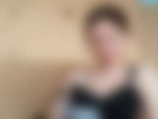 Live cam show with KassieWheatcroft - Eating Pussy on Soda Cam