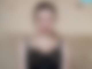 Live cam show with KassieWheatcroft - Public on Uber Horny